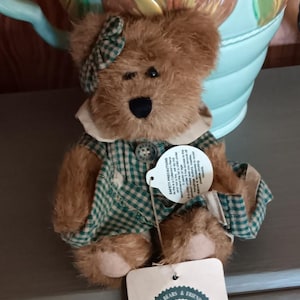 Vintage Boyds Bear from the Archive Collection