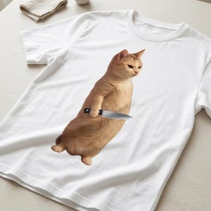 Rolig katt med kniv meme-tröja, kattmeme-t-shirt, sarkastisk katt-t-shirt, rolig meme-gåva, viral kattmeme-tröja, konstig katt-tröja bild 8