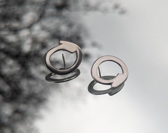 ENSO EARRINGS -  Handmade unique sterling silver earrings made in canada by an independant slow jewellery designer