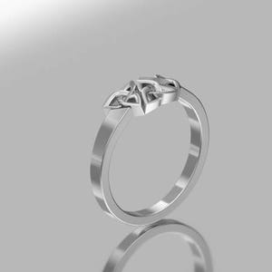 14 KT White Gold Three Trinity Celtic Knots Engagment Ring