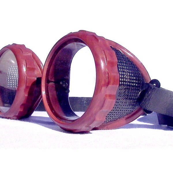 Steampunk Bakelite Motorcycle Goggles, 1940s Vintage Metal Mesh Sides