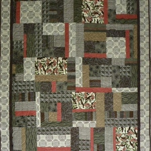 Catbirds in a geometric lap quilt image 3