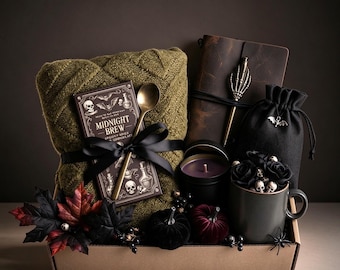 Autumn Gift Box for Her, Fall Care Package for Women, Cozy Self Care Set, Birthday Present, Tea and Blanket Gift, Thinking of You Gift