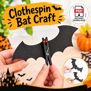 Może przedstawiać: Czarny nietoperz wykonany z drewnianej klamerki do bielizny z czerwonymi oczami z cyrkonii i czarnymi papierowymi skrzydłami. Widoczny jest tekst Clothespin Bat Craft oraz PDF Instant Download. Jest to plik cyfrowy do projektu DIY.