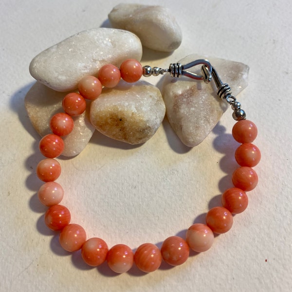 Magnifique bracelet de corail en peau d’ange