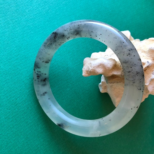 Vintage transparent shops jade bangle