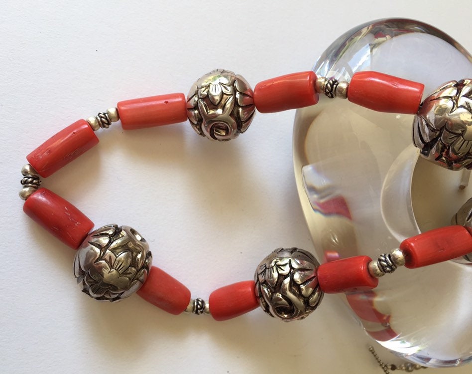 Stunning Long Necklace:coral and Silver - Etsy