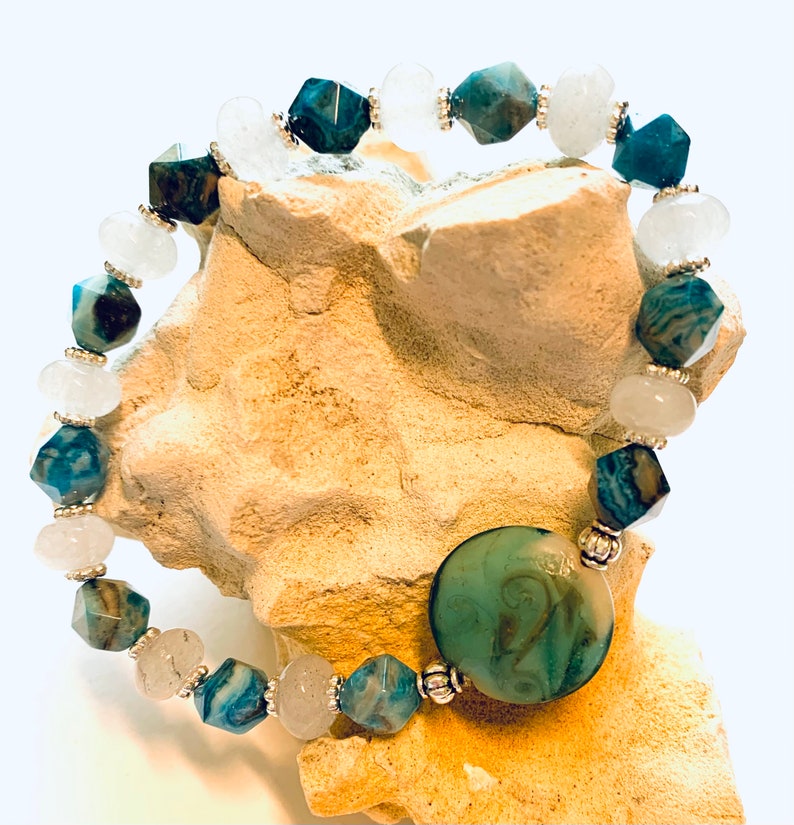 Bracelet bicolore amazonites et jade blanc image 4