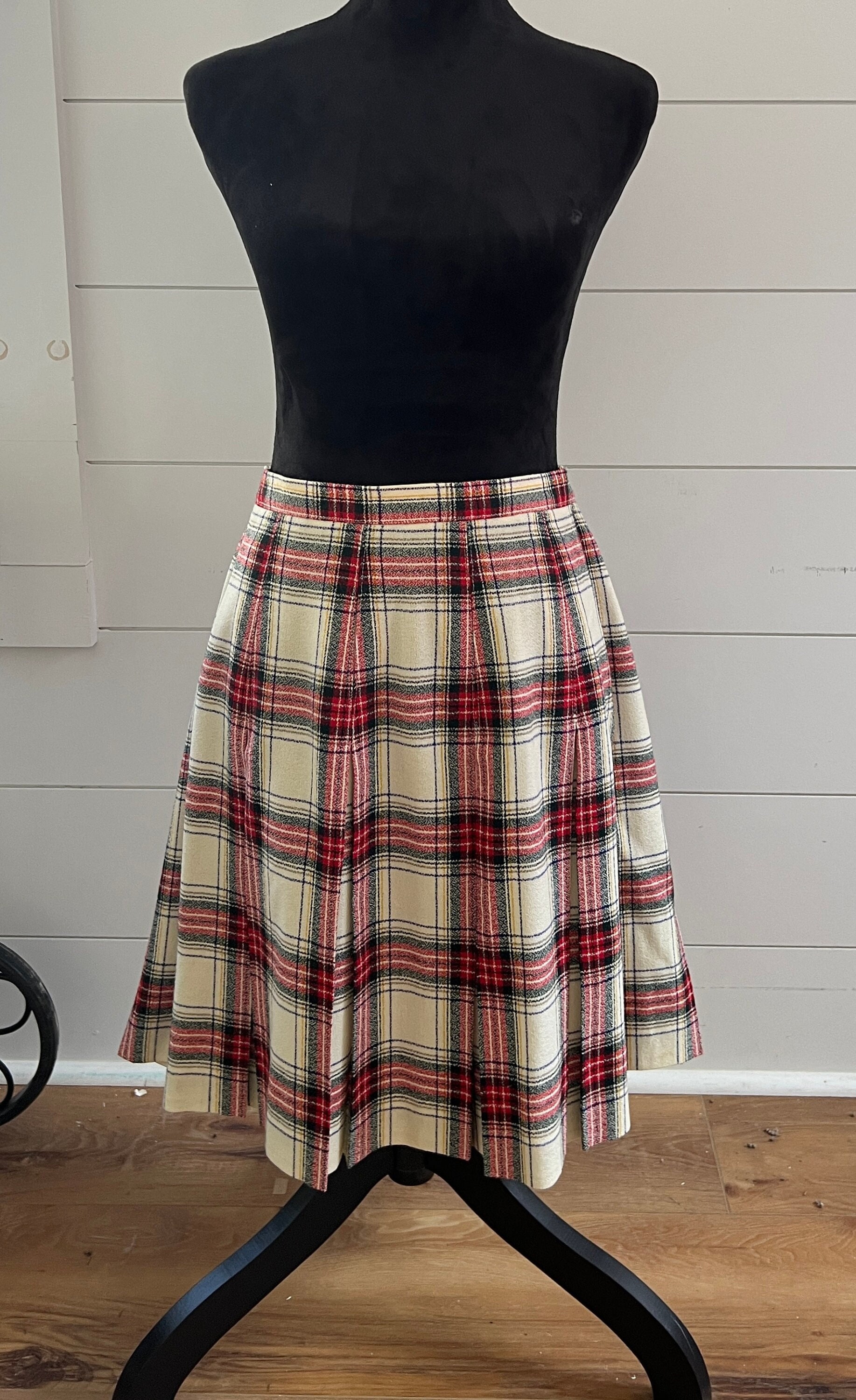 GREEN Tartan PLAID SKIRT Womens Plaid Skirts Tartan Plaid Skirt for Women  Green Plaid Flare Skirt Fitted Skirt Plaid Skirt Womens 