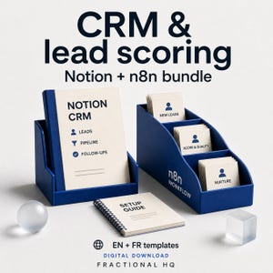 Puede incluir: Un paquete de CRM y lead scoring para Notion y n8n que incluye un organizador azul con una guía de Notion CRM, un soporte con tarjetas para New Leads, Score & Qualify y Nurture, una guía de configuración en espiral y el texto EN + FR templates.