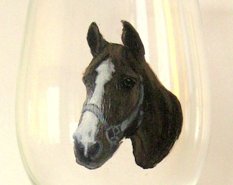 Pferd Malerei, Personalisiertes Weinglas, Personalisiertes Bar Dekor, Pferd Kunst, Bemaltes Glas, Haustier Verlust Gedenkstätte, Pferdeliebhaber Geschenk, Haustier Erinnerung