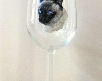 Siamese Cat, Hand Painted Wine Glass, Pet Portrait, Cat Painting, Barware, Glassware, Home Decor, Stemware, Dining Decor, Cat Art, Feline