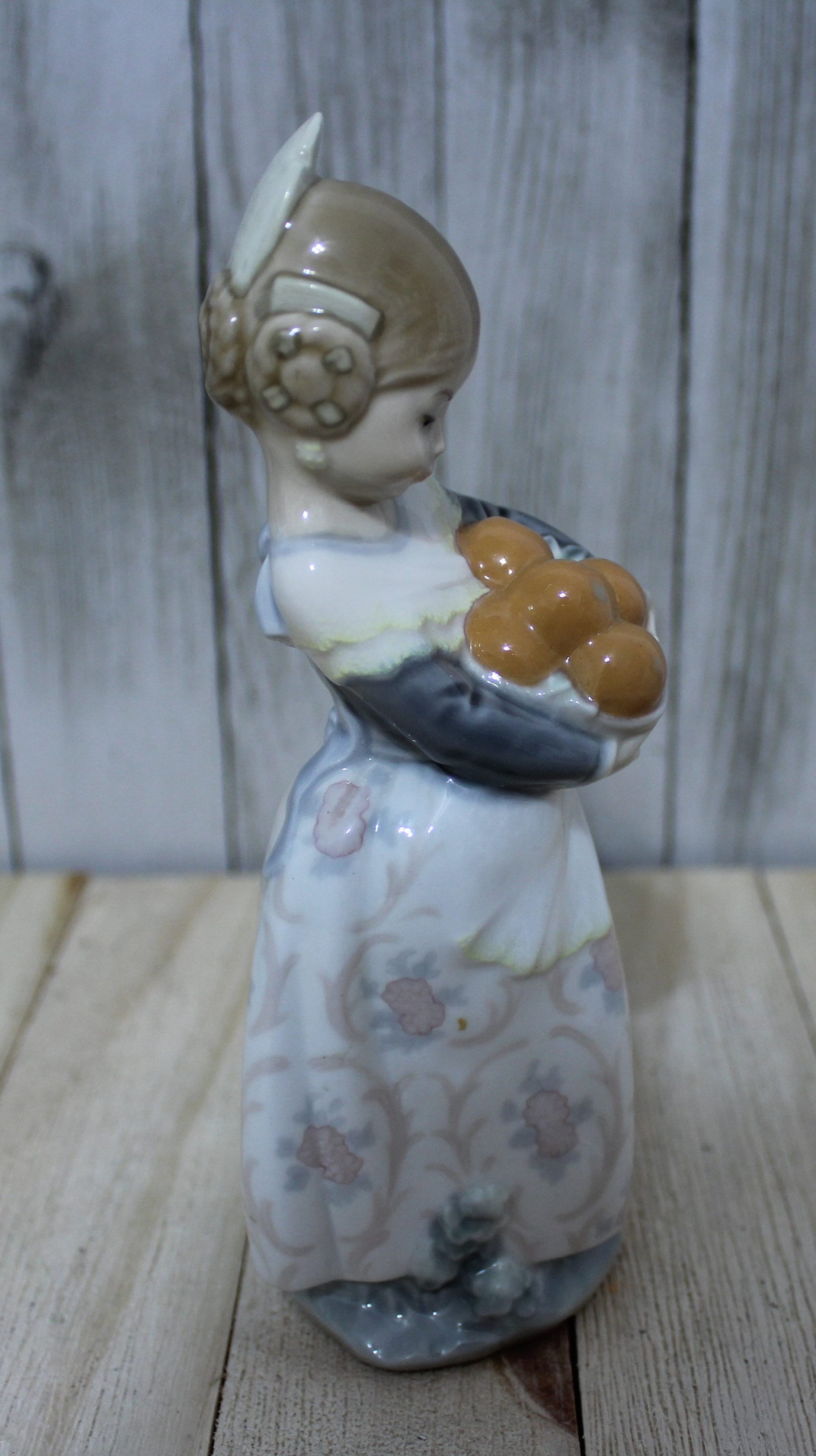Lladro Valencia Girl With Oranges - Etsy