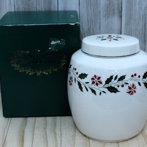 Royal Doulton Biscuit Jar - Etsy