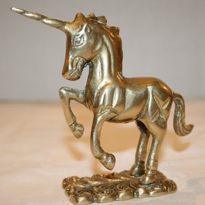 20Procent Off Vintage Messing Einhorn auf Dekorativer Fußplatte