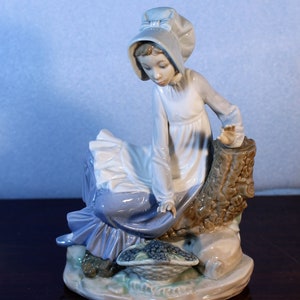 20Percent Off   Vintage Lladro NAO Girl Sitting with a Basket of Grapes