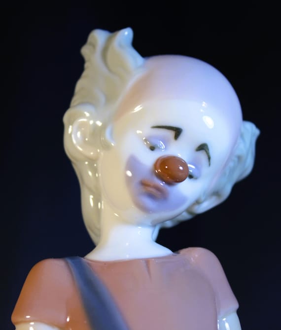 Lladro 1996 Destination Big Top Event Clown Figurine