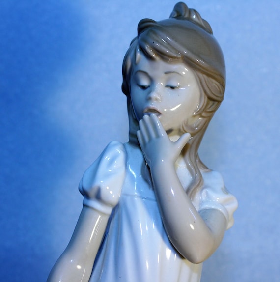 Lladro NAO Young Girl in Night Gown Yawning - Etsy