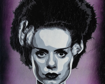 Peut inclure: Une illustration en noir et blanc d'une femme avec une coiffure rappelant celle du monstre de Frankenstein. La femme a une expression sérieuse et regarde directement le spectateur. L'arrière-plan est un dégradé violet.