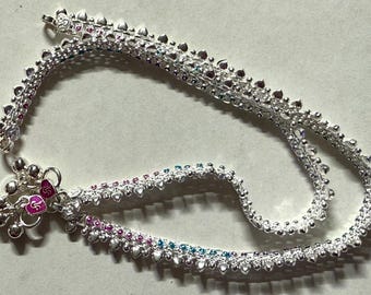PAR DE PAYALOS DE PLATA DE LEY, cascabeles esmaltados de meena, color rosa y azul, de Bollywood, India