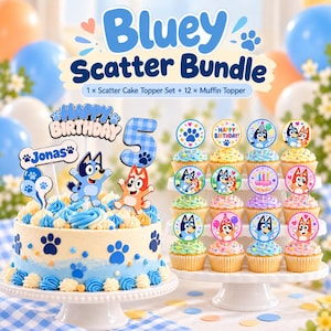 Könnte beinhalten: Ein Bluey Scatter Bundle Tortenaufsatz-Set mit Happy Birthday-Schriftzug, einer Zahl 5 und Figuren auf einem Kuchen sowie 12 Cupcake-Toppern mit Bluey- und Bingo-Illustrationen auf einem weißen Ständer.