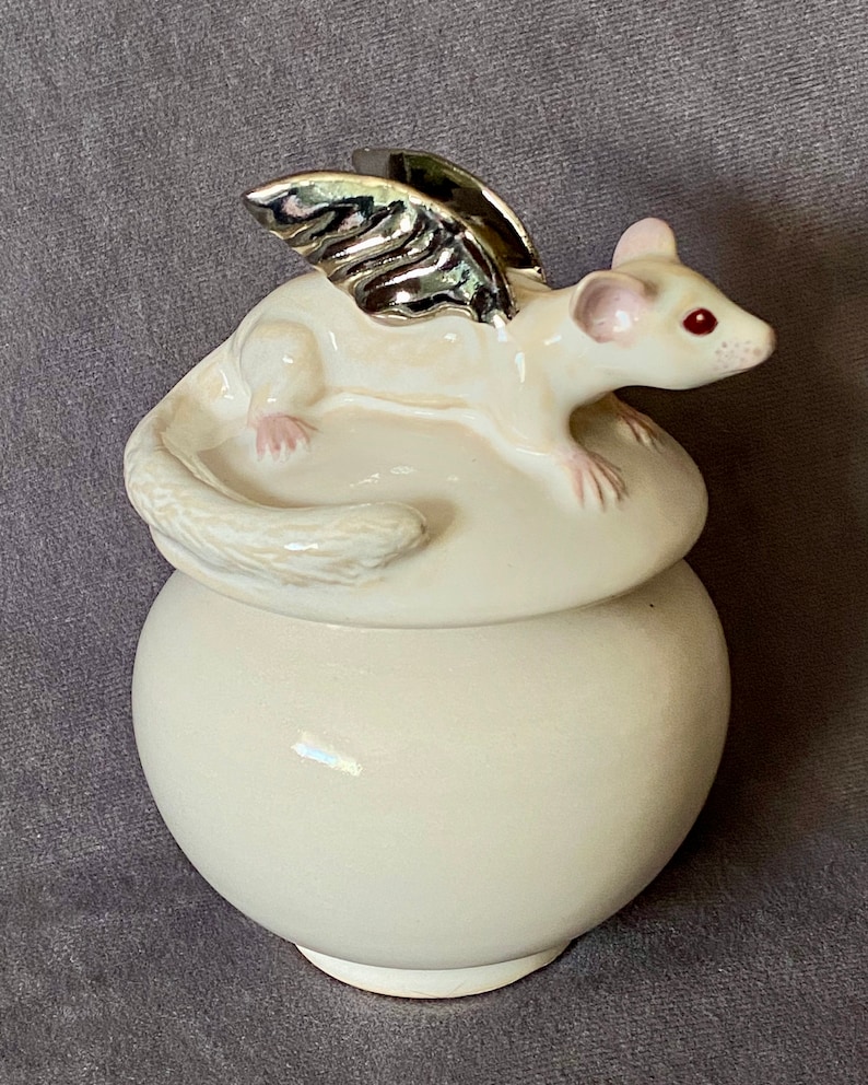 Sugar Glider Urn image 3