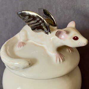 Sugar Glider Urn image 9