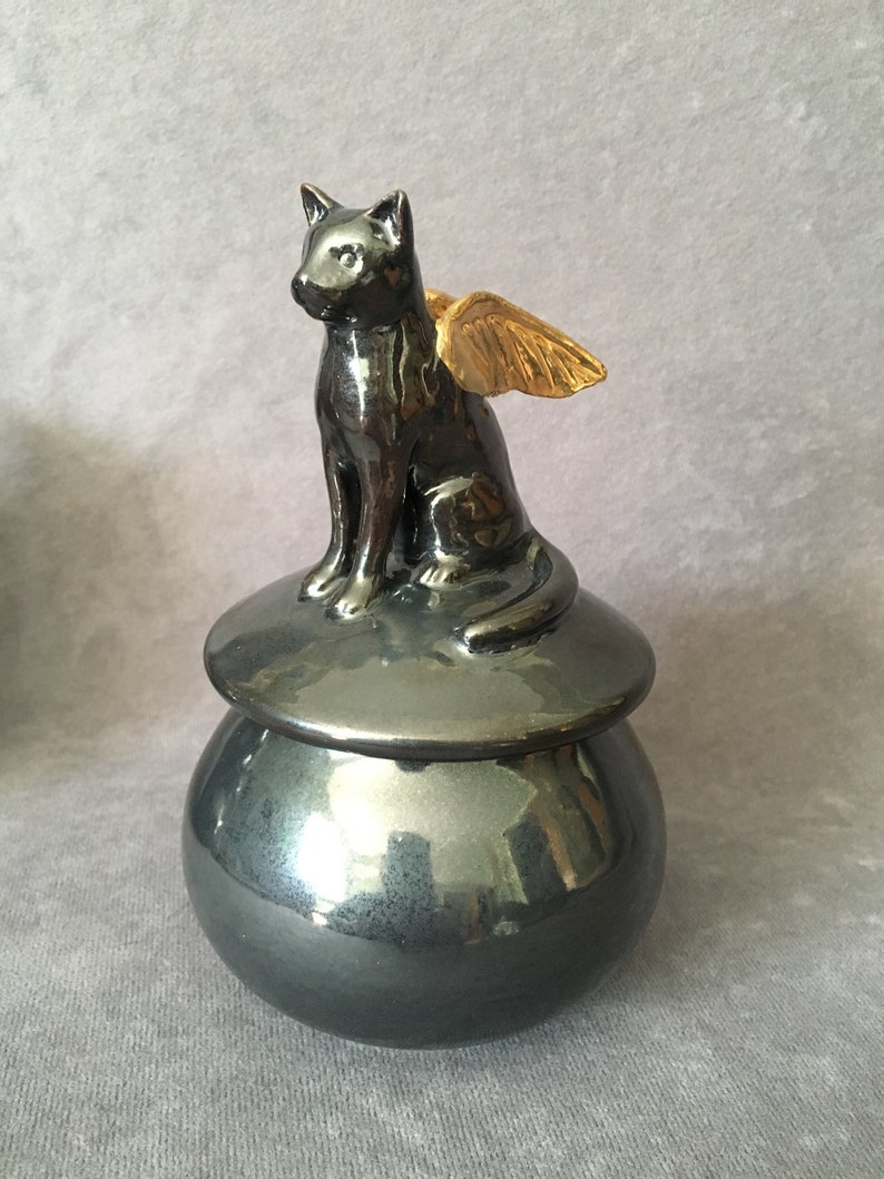 Cat Urn seated image 5