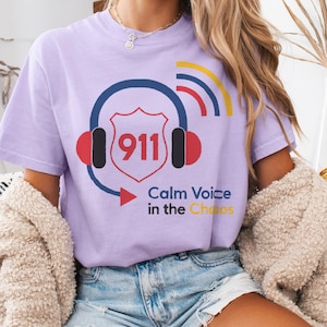 Atendente do 911 em estilo Bauhaus com imagem geométrica PNG | Voz calma no caos (Download digital)