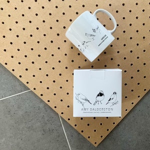 Garden Birds Mug - Handdrawn illustrations of birds in a beautiful gift box.