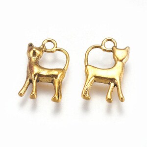 5 pieces Antique Gold Cat Charms, 17mm(5/8") x 11mm(3/8")