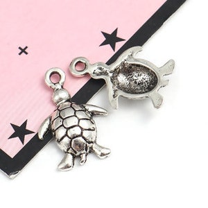 10 PCS Antique Silver Sea Turtle Charms, 18mm( 6/8&quot;) x 12mm( 4/8&quot;)