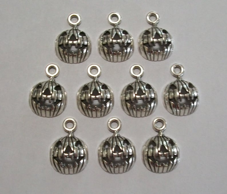 10 Pieces Antique Silver Halloween Pumpkin Jack O Lantern Charms - Etsy