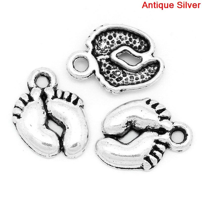 10 Pieces Antique Silver Baby Feet Charms image 1