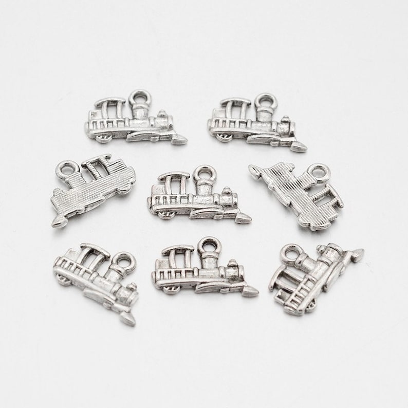 15 x 12mm 5 Pieces Antique Silver Train Charms