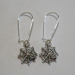 Cute Halloween Spiderweb Earrings image 3