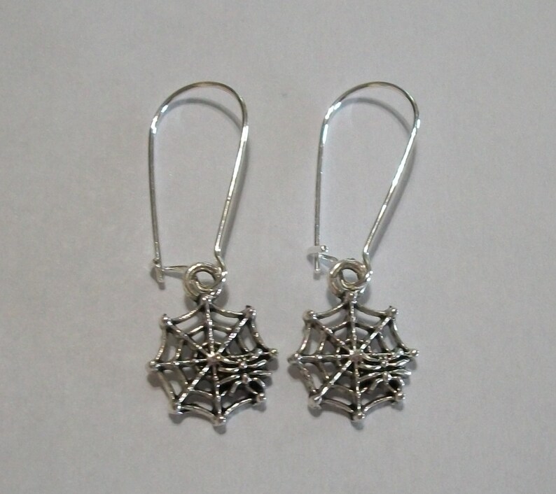 Cute Halloween Spiderweb Earrings image 3