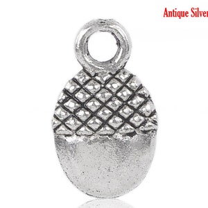 5 Pieces Antique Silver Acorn Charms