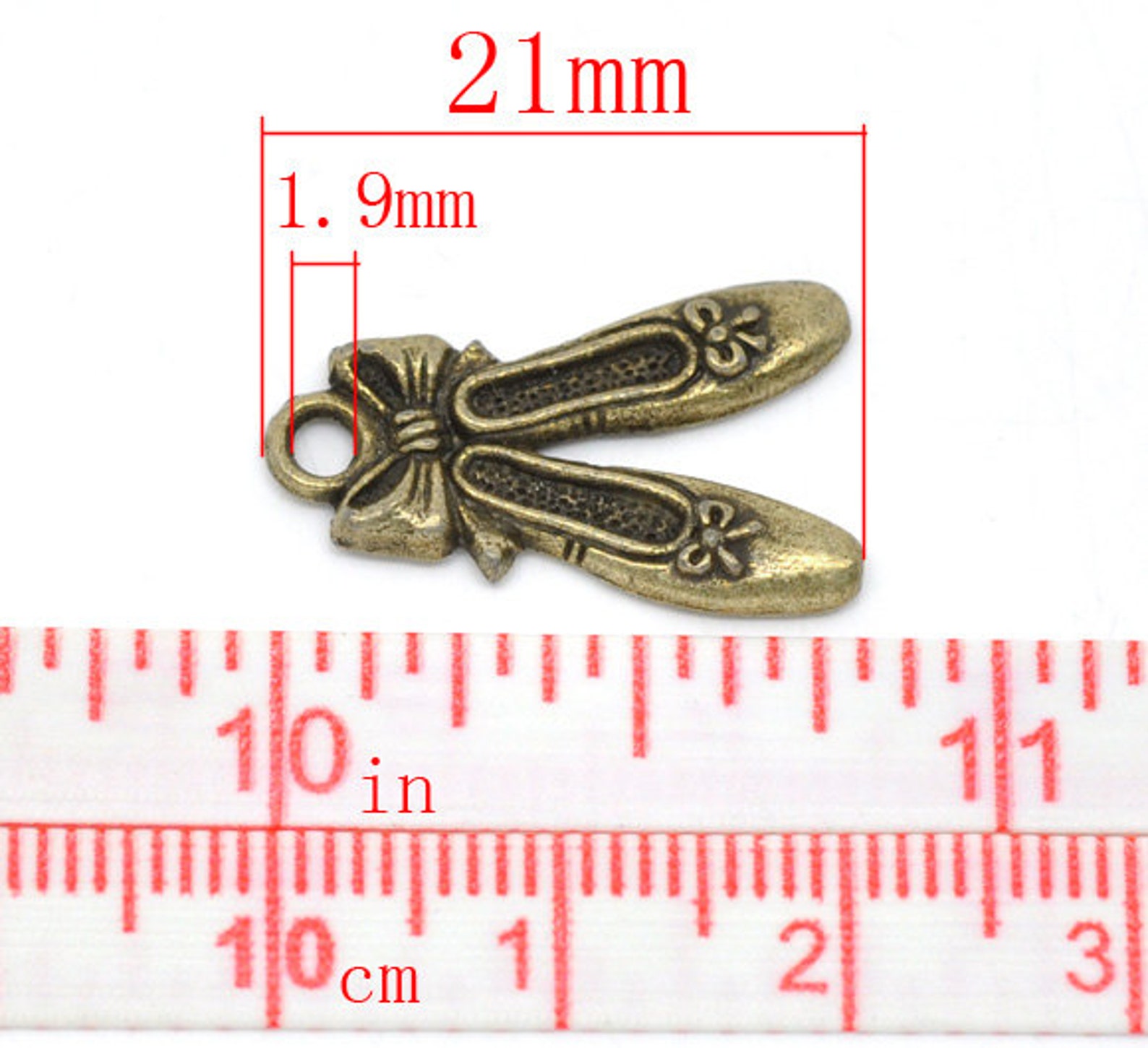 5 pieces antique bronze ballet shoes charms