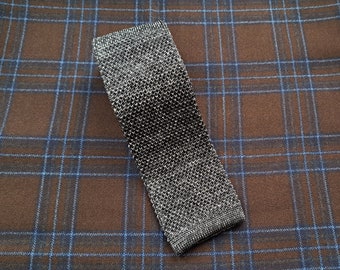 14th Doctor Knit Tie