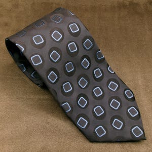 Gridlock Spot Tie