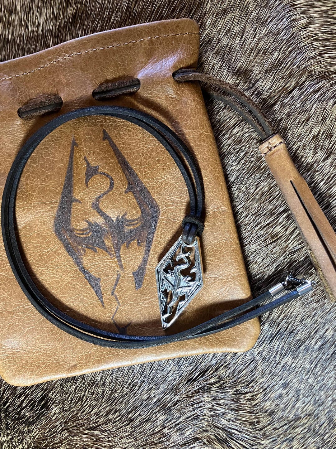 Skyrim dragon necklace discount