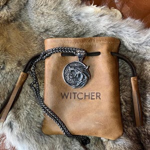 New premium Witcher White Wolf Pendant and Pouch Gift Set