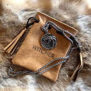Witcher White Wolf Medallion Pendant: Hand-Aged Steel, Leather Pouch Gift Set