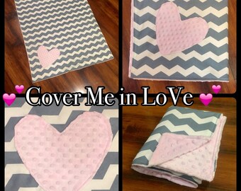 Gray and white cotton chevron and light pink dot minky blanket 34x41