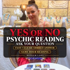 Könnte beinhalten: Eine Werbeanzeige für einen Wahrsagedienst mit dem Text YES OR NO PSYCHIC READING ASK YOUR QUESTION FAST CLEAR DIRECT ANSWER SAME HOUR READING MEDIUM LARA und einer Person, die Tarotkarten an einem Tisch mit ausgelegten Karten hält.