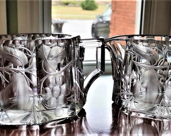 Heisey Glass Sugar and Creamer Set: Fruit Cutting Design