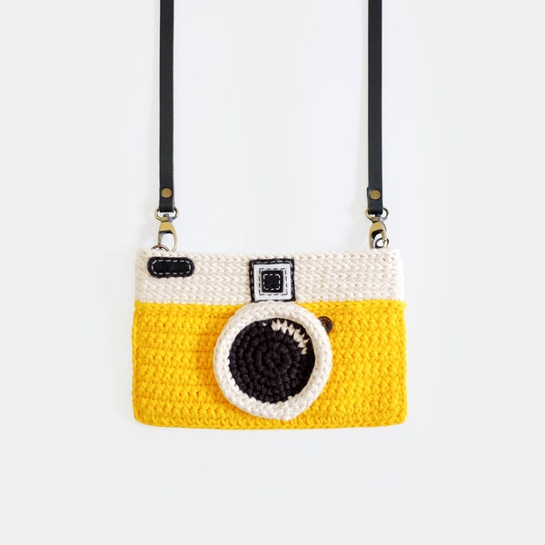 Crochet Vintage Camera Purse/ Yellow Color