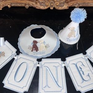 Striscione personalizzato ricamato per cuccioli di Labrador, striscione per infermiera, striscione per baby shower, striscione per nome bambino