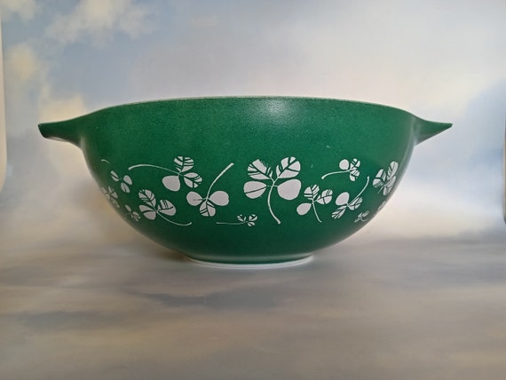 Large pyrex mixing bowl clearance
